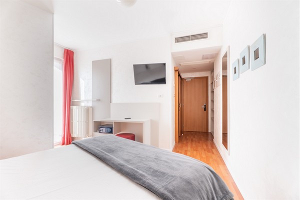 Hotel Angelini a pochi passi dal lago di Garda, accoglienza e comfort per il tuo soggiorno