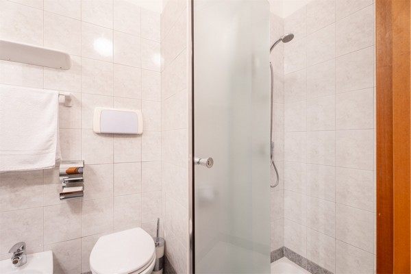 Hotel Angelini a pochi passi dal lago di Garda, accoglienza e comfort per il tuo soggiorno