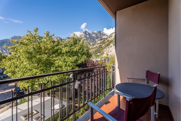 Hotel Angelini a pochi passi dal lago di Garda, accoglienza e comfort per il tuo soggiorno