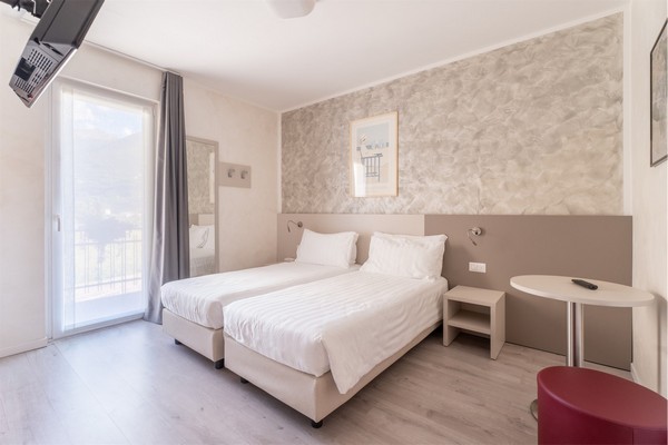 Hotel Angelini a pochi passi dal lago di Garda, accoglienza e comfort per il tuo soggiorno