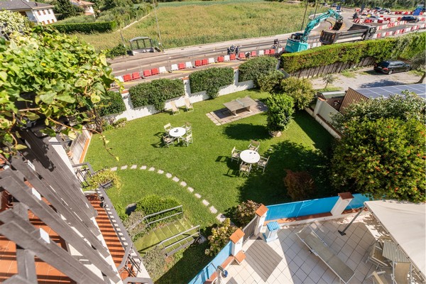 Hotel Angelini a pochi passi dal lago di Garda, accoglienza e comfort per il tuo soggiorno