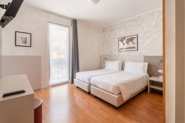 Hotel Angelini a pochi passi dal lago di Garda, accoglienza e comfort per il tuo soggiorno