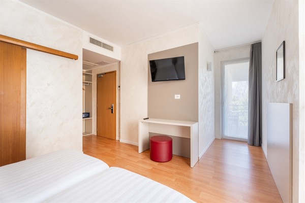 Hotel Angelini a pochi passi dal lago di Garda, accoglienza e comfort per il tuo soggiorno