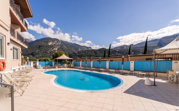 Hotel Angelini a pochi passi dal lago di Garda, accoglienza e comfort per il tuo soggiorno