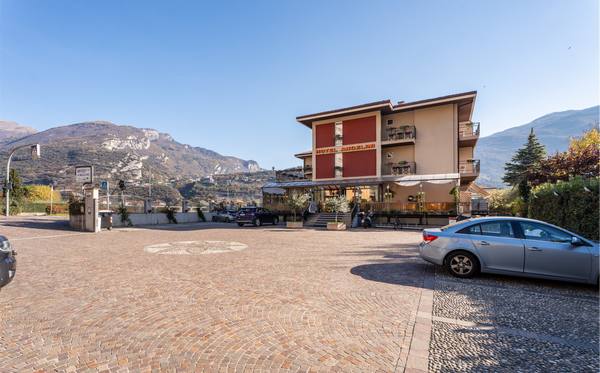 Hotel Angelini a pochi passi dal lago di Garda, accoglienza e comfort per il tuo soggiorno