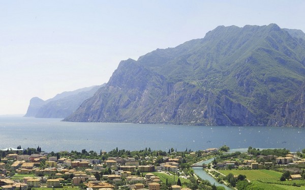 Hotel Angelini a pochi passi dal lago di Garda, accoglienza e comfort per il tuo soggiorno